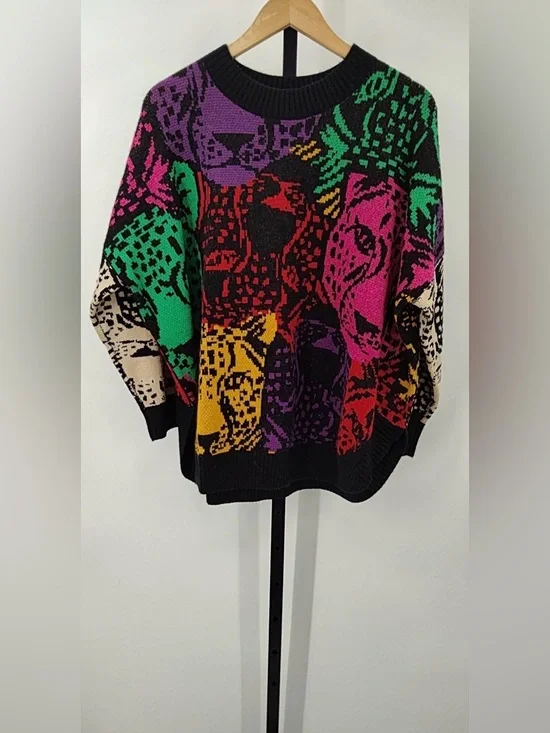 FARM Rio Multicolor Animal-Print Crewneck Sweater - Picture 6 of 6